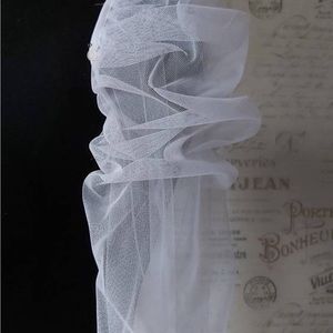 Sleeves with puffy shoulder